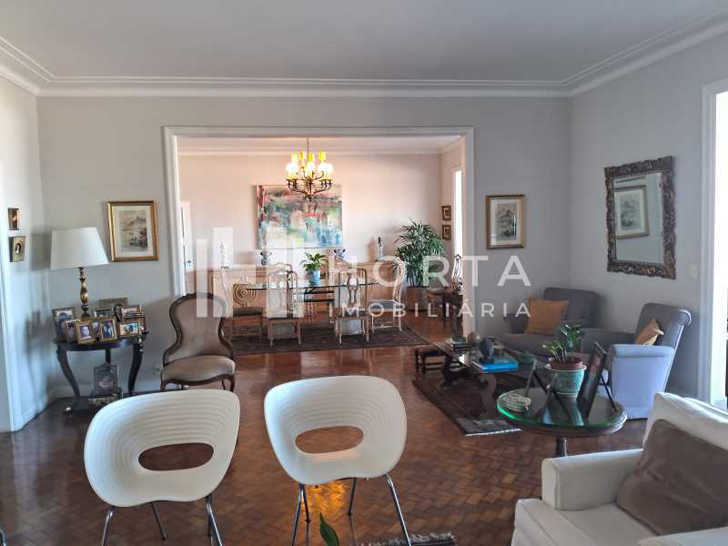 WhatsApp Image 2025-12-01 at 1 - 10