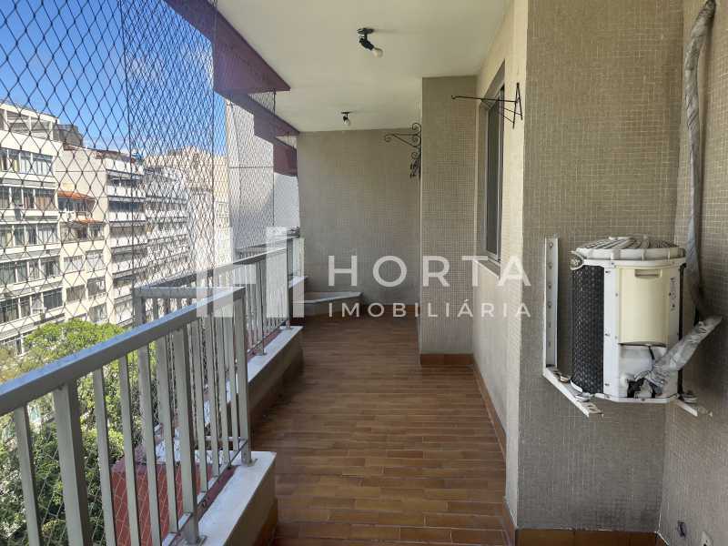 Conheça IMG_2647. do imóvel - Varanda em toda extensão do imóvel. Duas vagas de garagem. Prédio com piscina, sauna, playground e salão de festas. - CPAP21832 - 2 IMG_2647. - 2