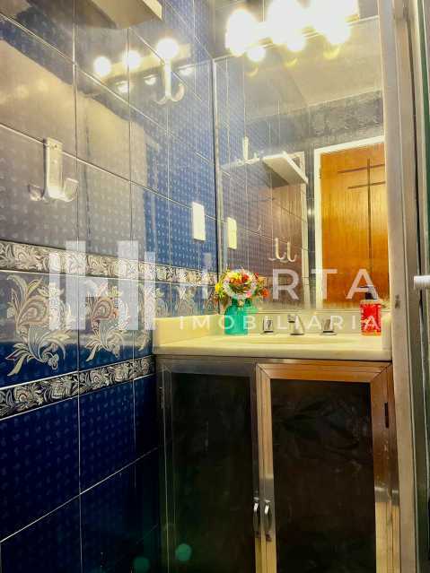 b9fd3fde-9aa2-4b0c-a350-5b0a65 - 17