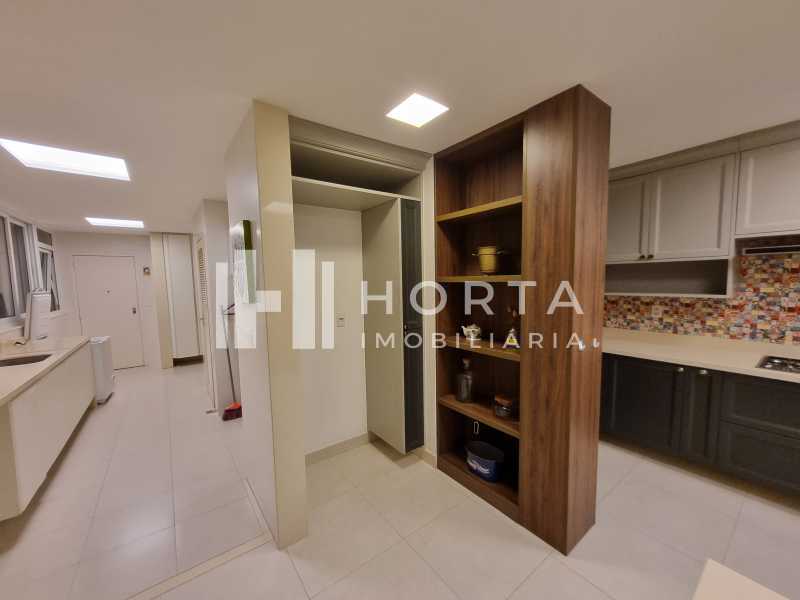 Conheça 20230305_214943 do imóvel - Leme, Reformado, 300 metros, andar alto, 3 quartos (1 suíte e closet), 2 vagas de garagem - CPAP32522 - 15 20230305_214943 - 15