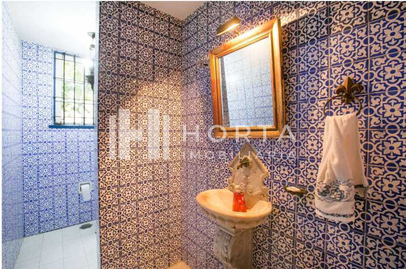 Conheça lavabo do imóvel - Casa com elevador 4 quartos, 4 vagas no largo do Boticário - CPCA40016 - 18 lavabo - 18