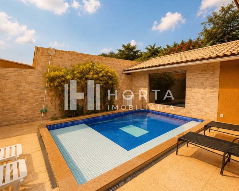 piscina. - 1