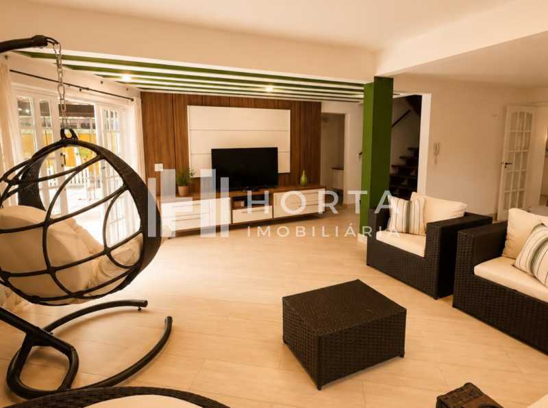 Conheça sala amla. do imóvel - Búzios! Casa em condomínio c/ 5 suítes, sauna e piscina. - CPCN50002 - 5 sala amla. - 5