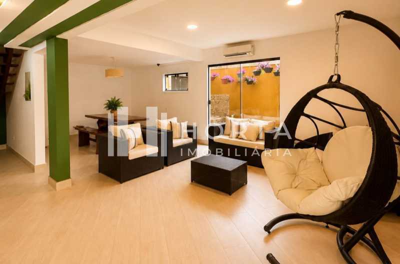 Conheça salao. do imóvel - Búzios! Casa em condomínio c/ 5 suítes, sauna e piscina. - CPCN50002 - 4 salao. - 4