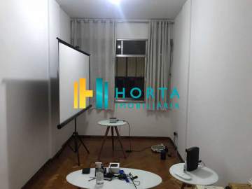 Cobertura - Rua Paissandu, dois quartos, fundos, silencioso! - FL15671
