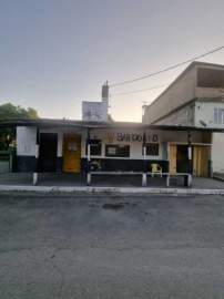 Ótima localização - Terreno com quatro imóveis disponível pra venda próximo ao 20º Batalhão em Mesquita ! - SICA40024