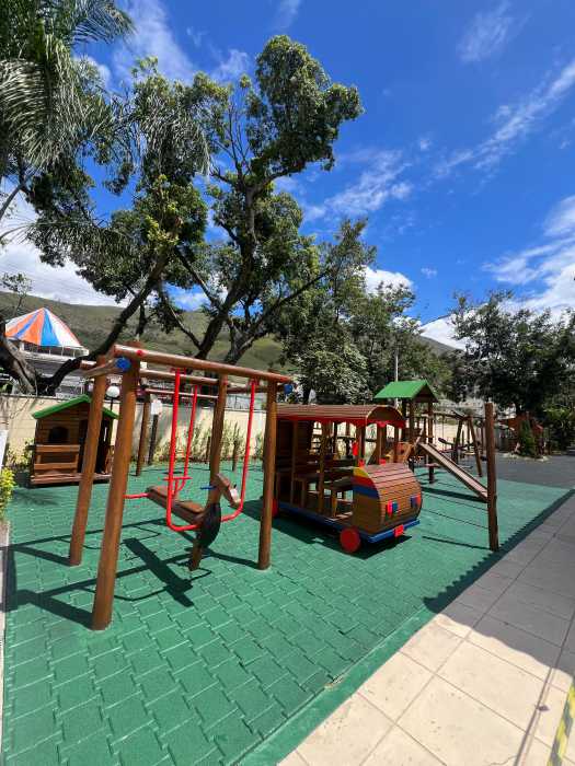 bdc0b080-a339-4ca4-a3d2-265b98 - 17