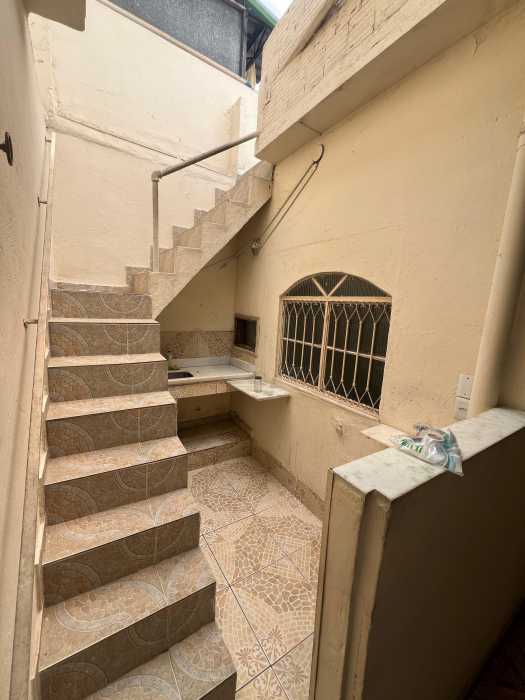 b1c1e533-ed48-4170-ad1a-2e5d9c - 18