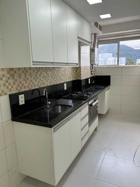 b01b8b18-4dd8-4b47-bacd-93cb33 - 14