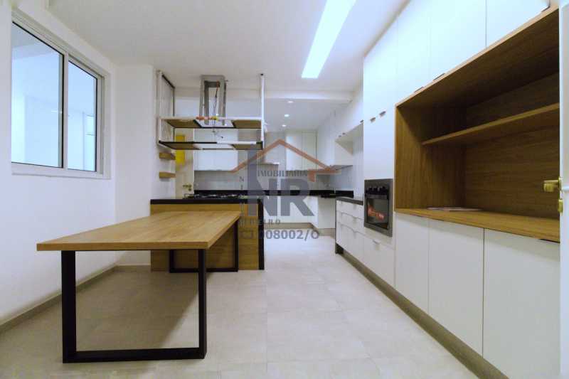 Conheça aa4ad549e8bcc983-1000018946-01 do imóvel - Localizado na melhor rua do Flamengo, entre a Av. Honório de Barros e Barão de Icaraí, este apartamento de 320m² reformado - NR001138 - 23 aa4ad549e8bcc983-1000018946-01 - 23