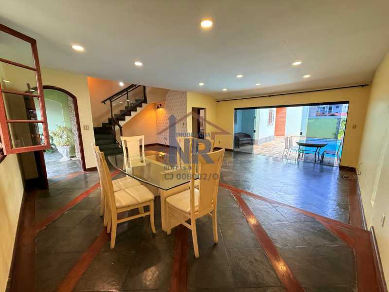 12027_G1763476853 - 5