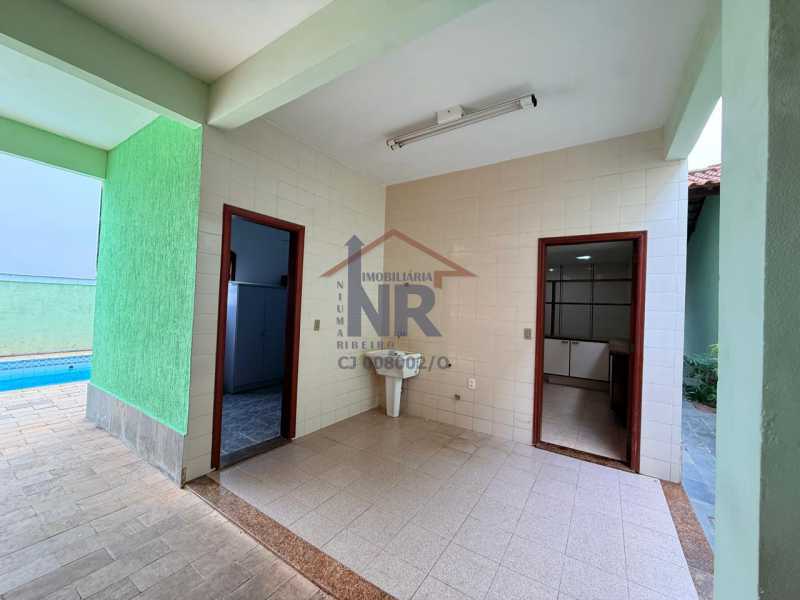 12027_G1763476860 - 8