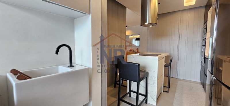 49b76dbb-edc9-42ca-95d3-b906e9 - 16