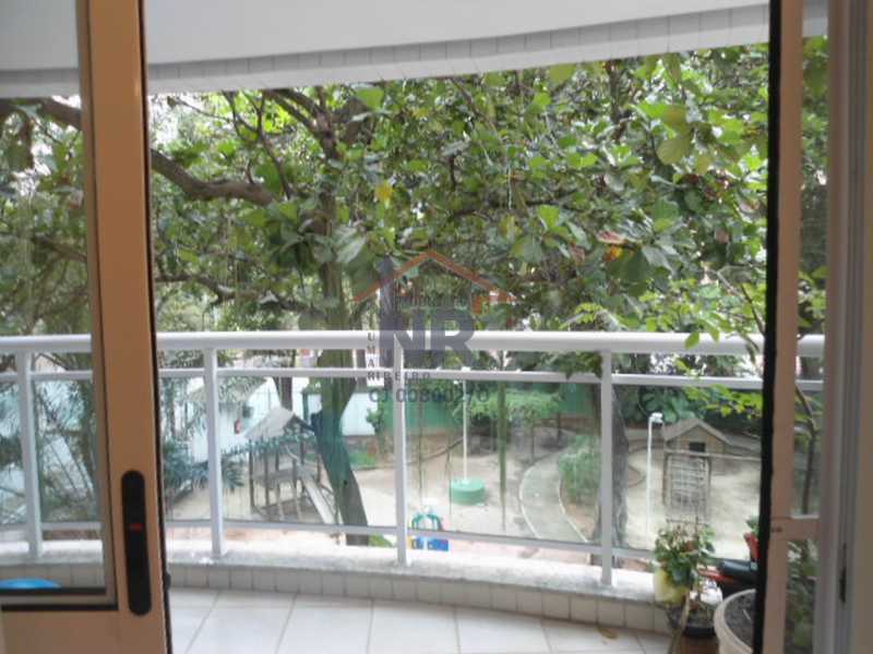 apto - sala, varanda e bosque - 2