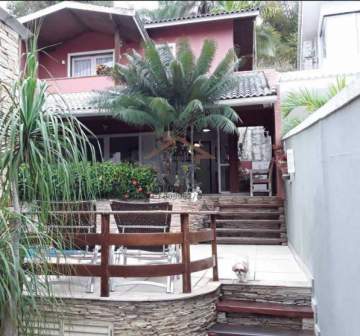 Casa com 3 dormitórios e Dependência à venda, 259 m² - Jacarepaguá - Rio de Janeiro/RJ - NR00618