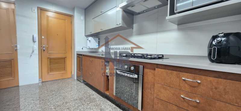 Conheça 20230519_155642 do imóvel - Cobertura 5 quartos à venda Barra da Tijuca, Rio de Janeiro - R$ 3.900.000 - NR00772 - 14 20230519_155642 - 14