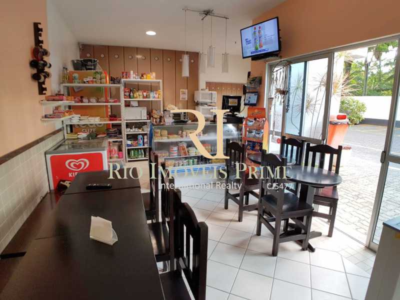 COFFEE SHOP - 8