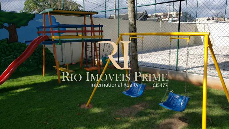 PARQUE INFANTIL - 11