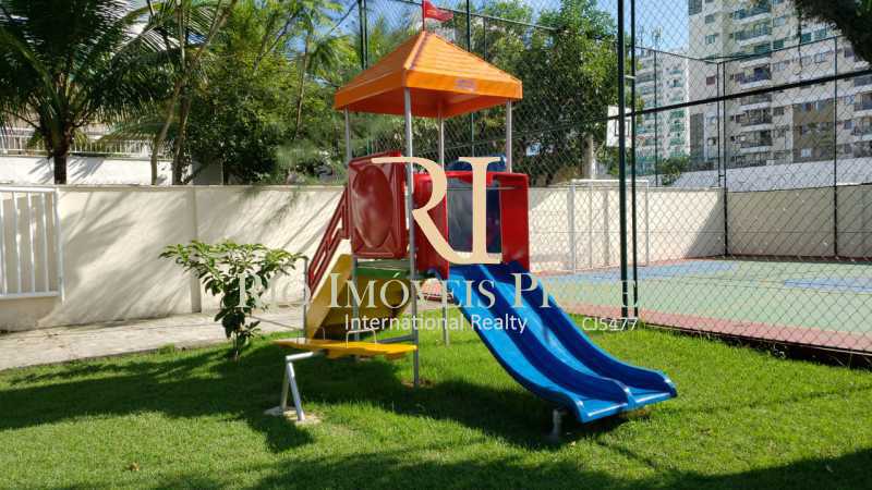 PARQUE INFANTIL  - 12