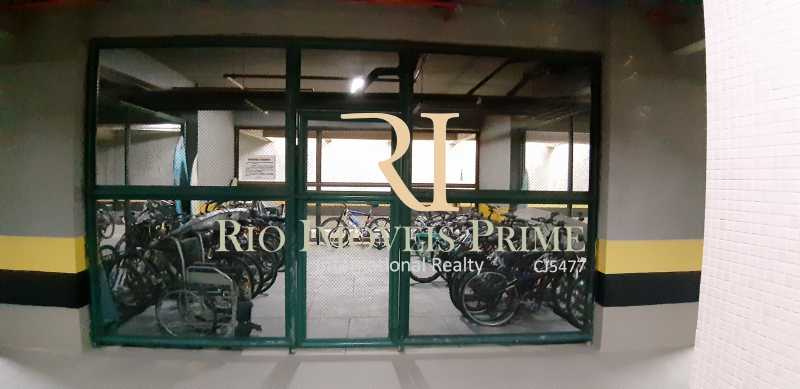 8 BICICLETÁRIO - 8