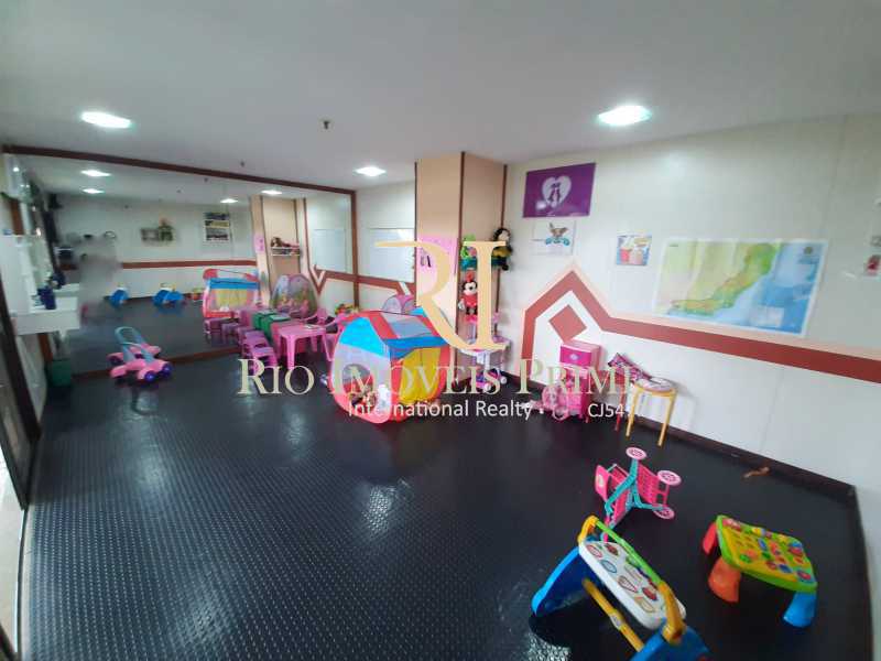 BRINQUEDOTECA - 9