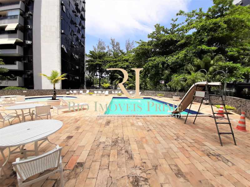 PISCINA - 11