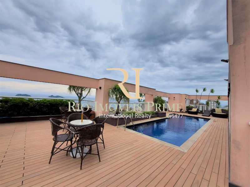 PISCINA - 8