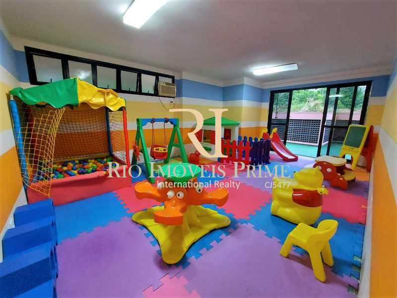 BRINQUEDOTECA - 5