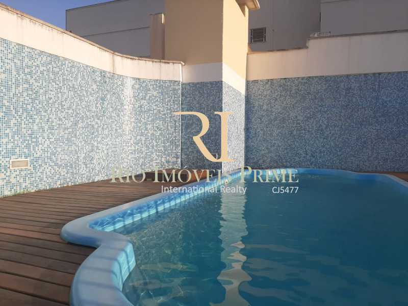 PISCINA - 1