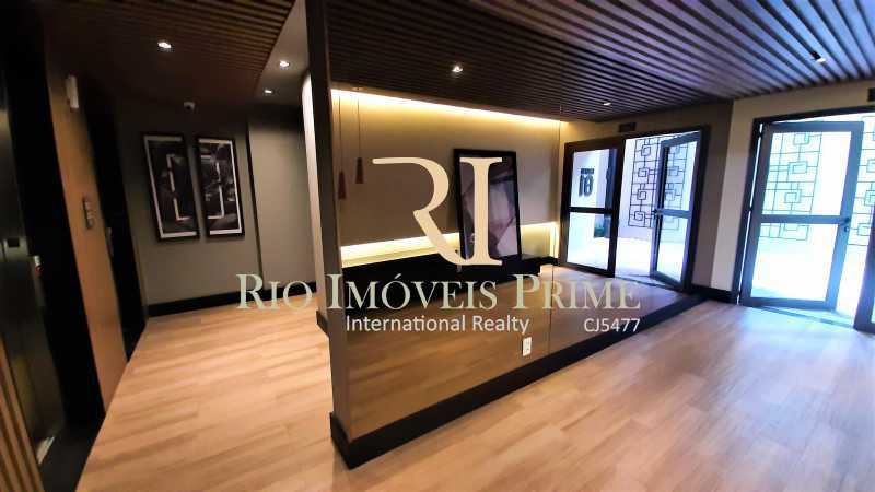 HALL ELEVADORES - 15