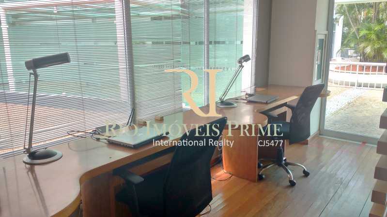 HOME OFFICE - 10