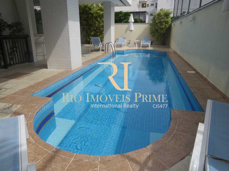 38 PISCINA - 9
