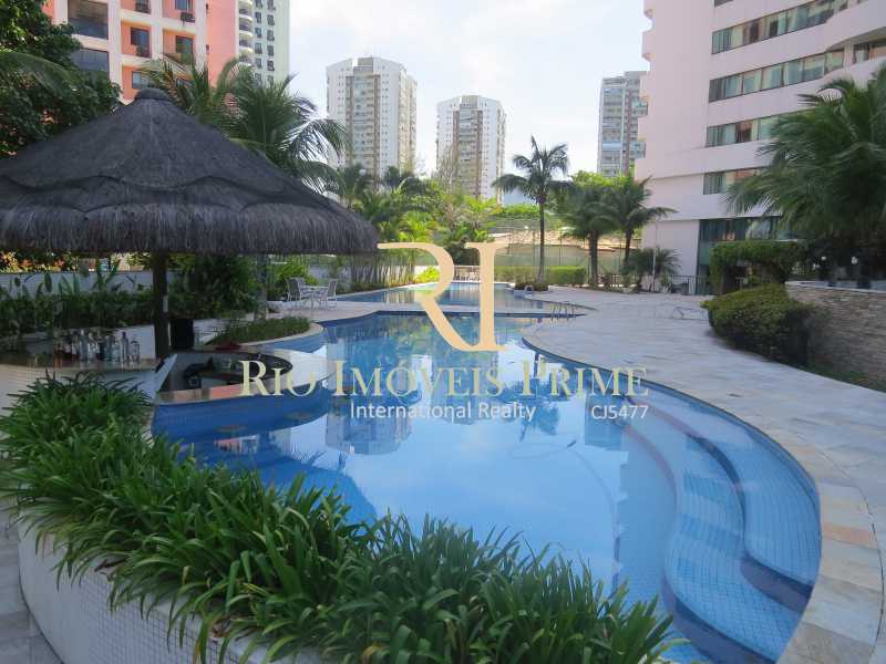 PISCINA - 2