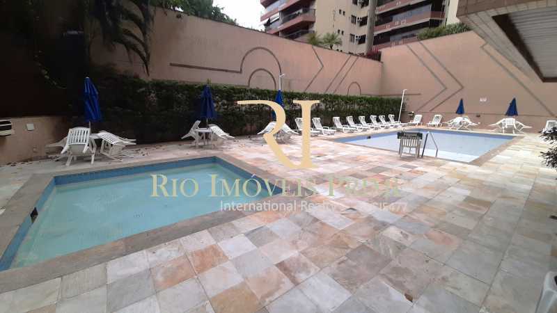 PISCINAS - 1