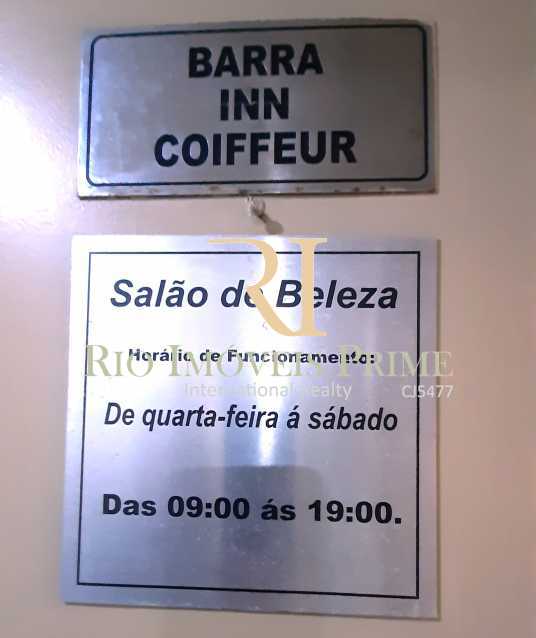 COIFFEUR - 11