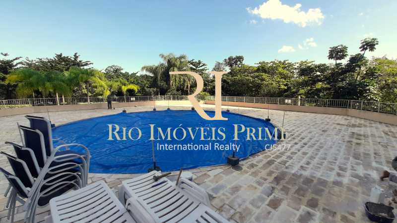 PISCINA - 1