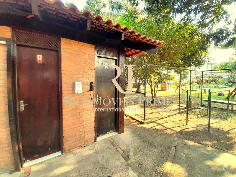BANHEIROS CHURRASQUEIRA - 17