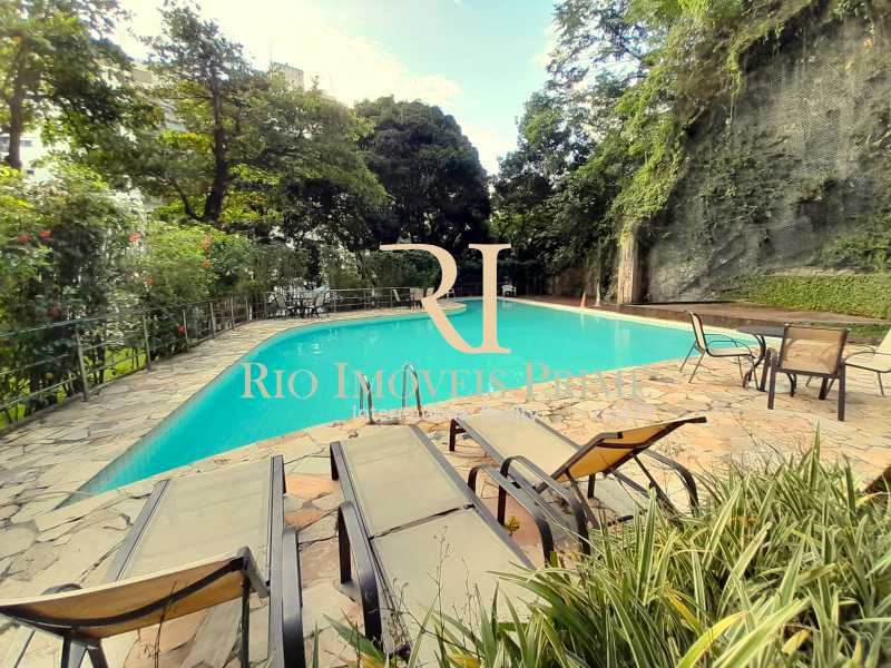 PISCINA - 4
