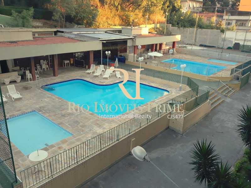 PISCINAS - 1