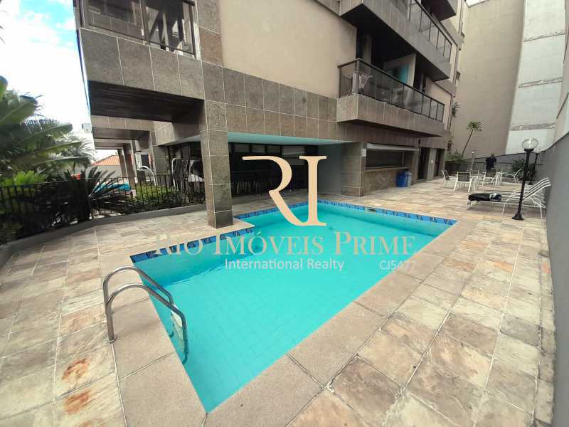 PISCINA - 2