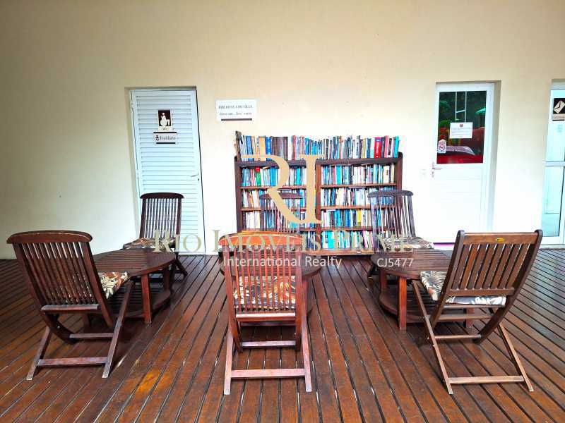 10 ESPAÇO LEITURA - 10