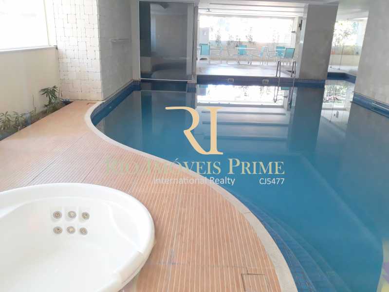 PISCINA COBERTA - 1