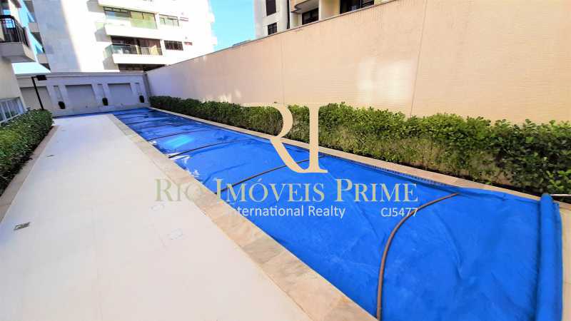 PISCINA - 3