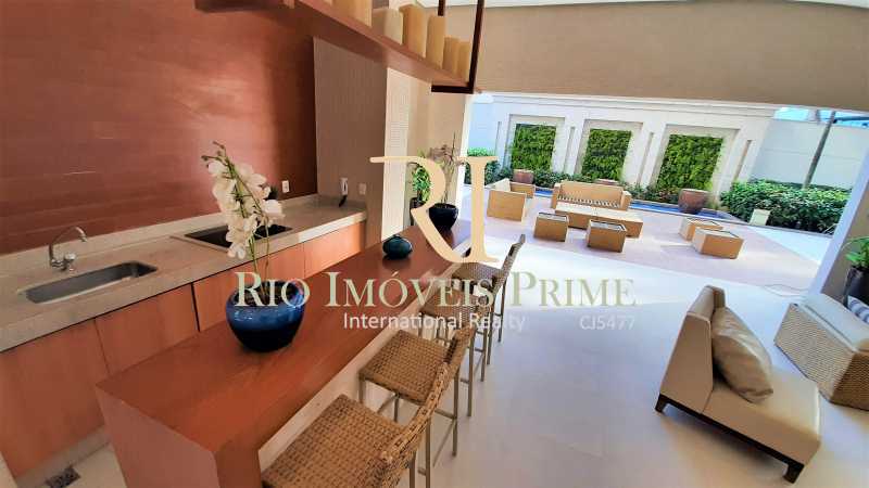 LOUNGE COBERTO - 10