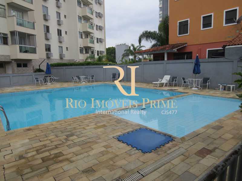 30 PISCINA - 1