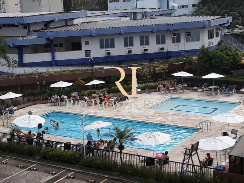 30 PISCINAS - 1