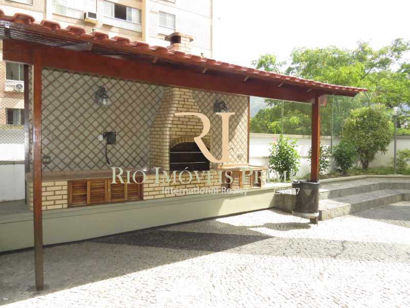 CHURRASQUEIRA - 2