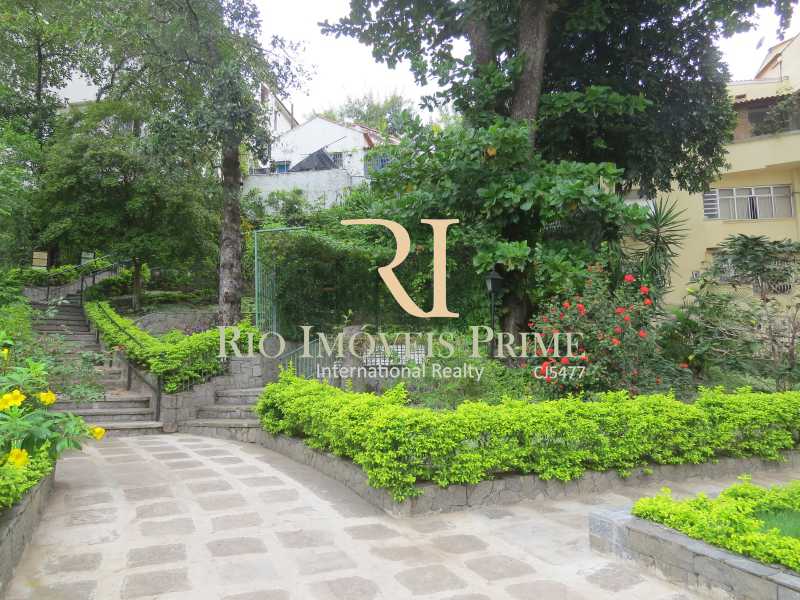 JARDIM CONDOMÍNIO - 9