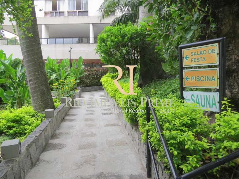 JARDIM CONDOMÍNIO - 12