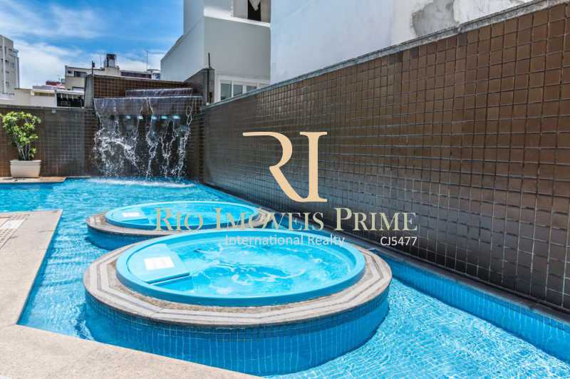 PISCINA. - 2
